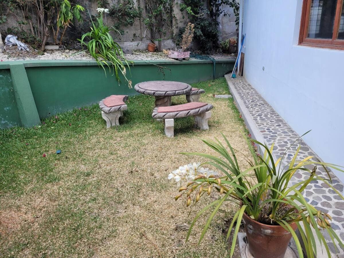 Amplia casa Antigua Guatemala con pérgola y jardín Vila Exterior foto